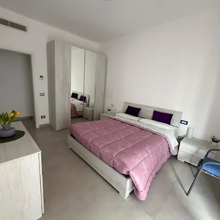 Lägenhet La Casa Dei Colori *